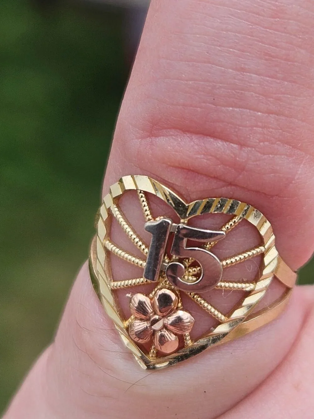 10K Tri-Color 3 Tone Gold Quinceneara 15 Anos Heart Ring Size 5.75